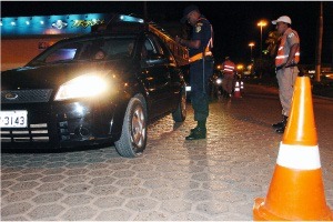 Polícia Militar em parceria com a EMTU realizou mais uma blitz de trânsito