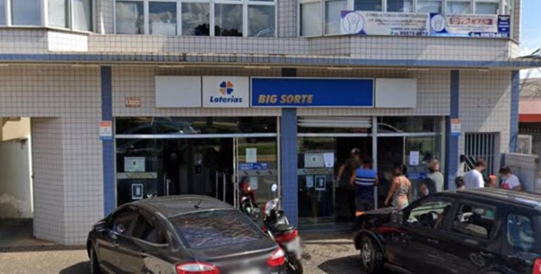 Lotérica do Paraná vende 2 jogos premiados da Lotofacil